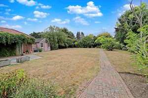 Photo 60- click for photo gallery